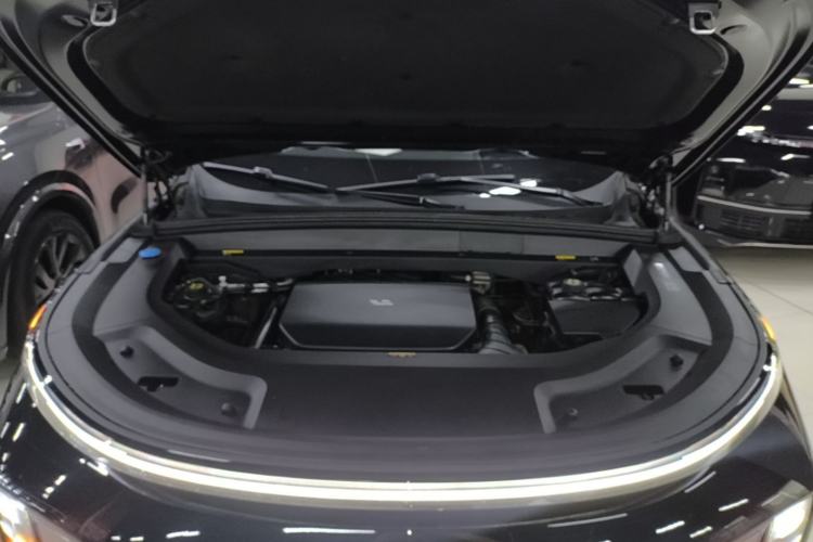 Used Li Auto L9 2022 Max model Engine Bay