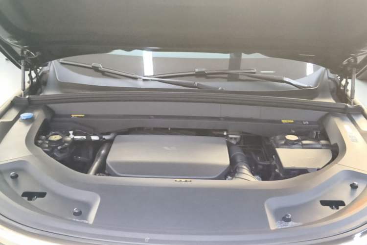 Used Li Auto L9 2022 Max model Engine Bay