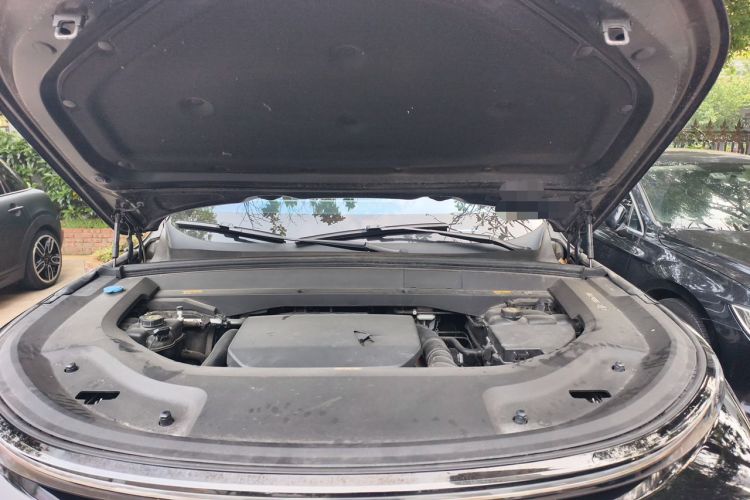 Used Li Auto L9 2022 Max model Engine Bay