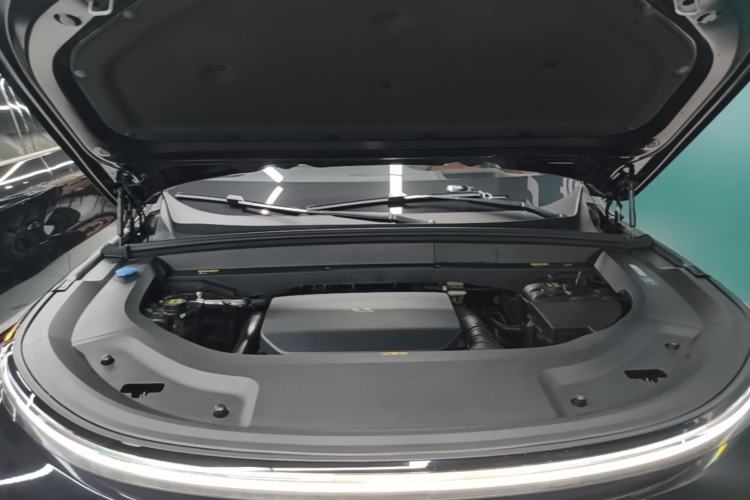 Used Li Auto L9 2022 Max model Engine Bay