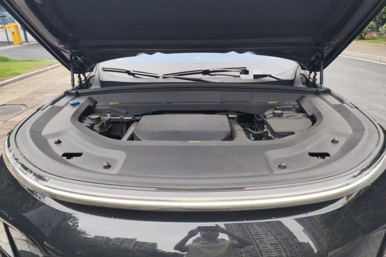 Used Li Auto L9 2022 Max model Engine Bay