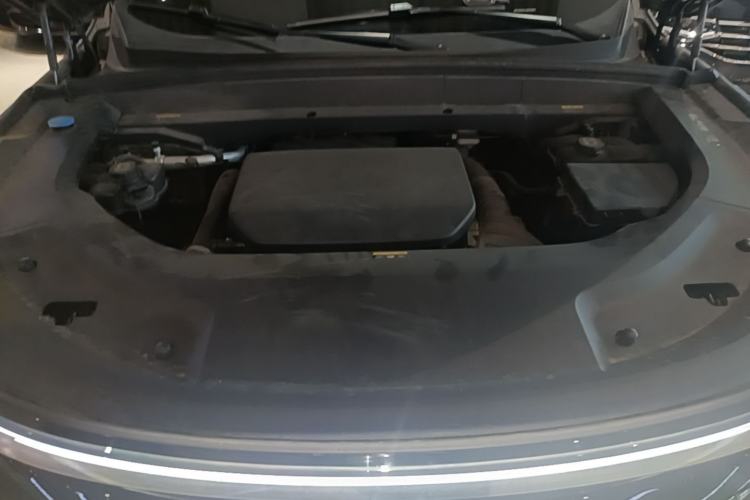 Used Li Auto L9 2022 Max model Engine Bay