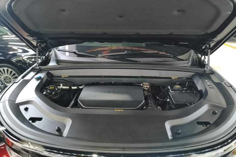 Used Li Auto L9 2022 Max model Engine Bay