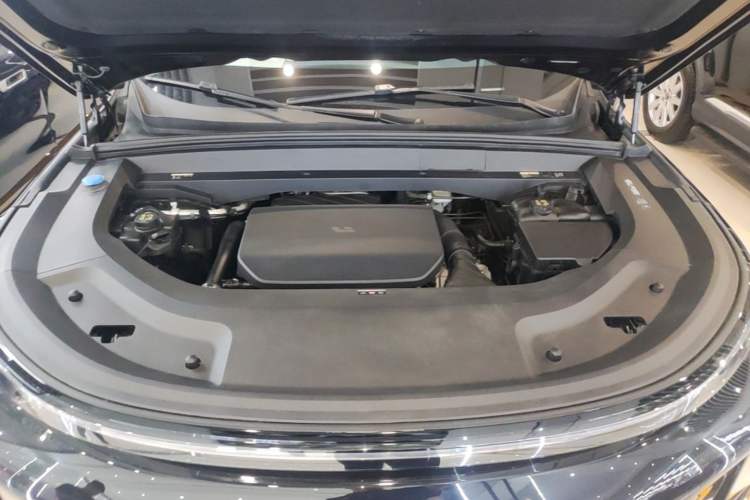 Used Li Auto L9 2022 Max model Engine Bay