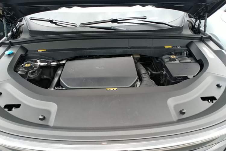 Used Li Auto L9 2022 Max model Engine Bay