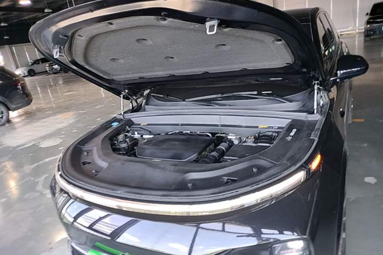 Used Li Auto L9 2022 Max model Engine Bay