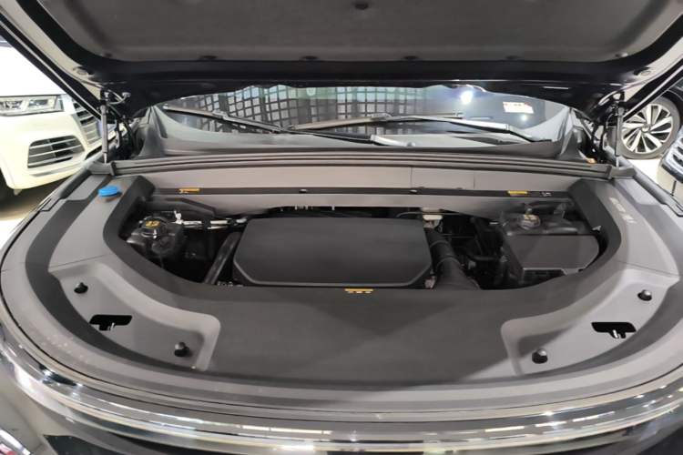 Used Li Auto L9 2022 Max model Engine Bay