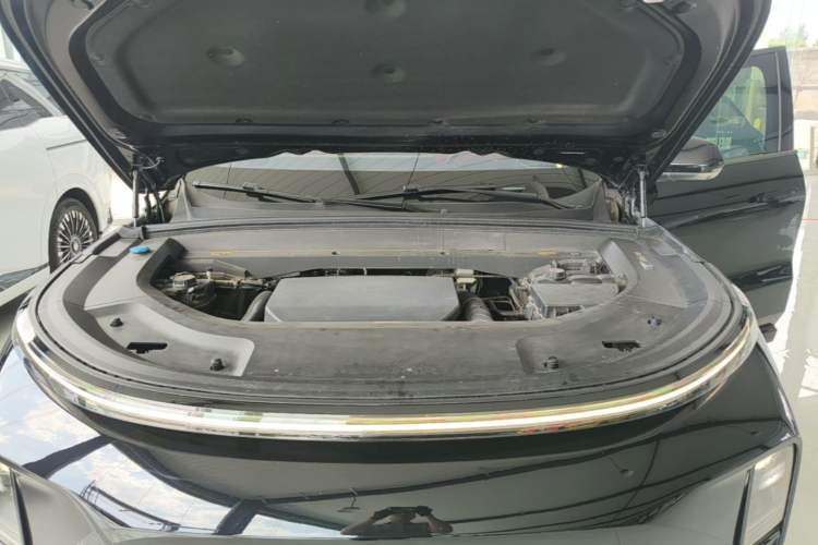Used Li Auto L9 2022 Max model Engine Bay