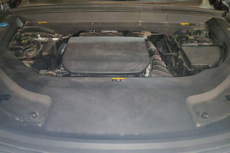Used Li Auto L9 2022 Max model Engine Bay