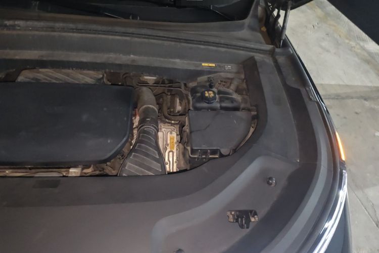 Used Li Auto L9 2022 Max model Engine Bay Left
