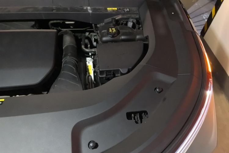 Used Li Auto L9 2022 Max model Engine Bay Left
