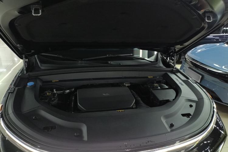 Used Li Auto L9 2022 Max model Engine Bay