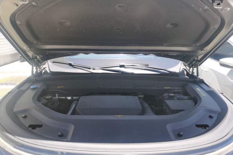 Used Li Auto L9 2022 Max model Engine Bay