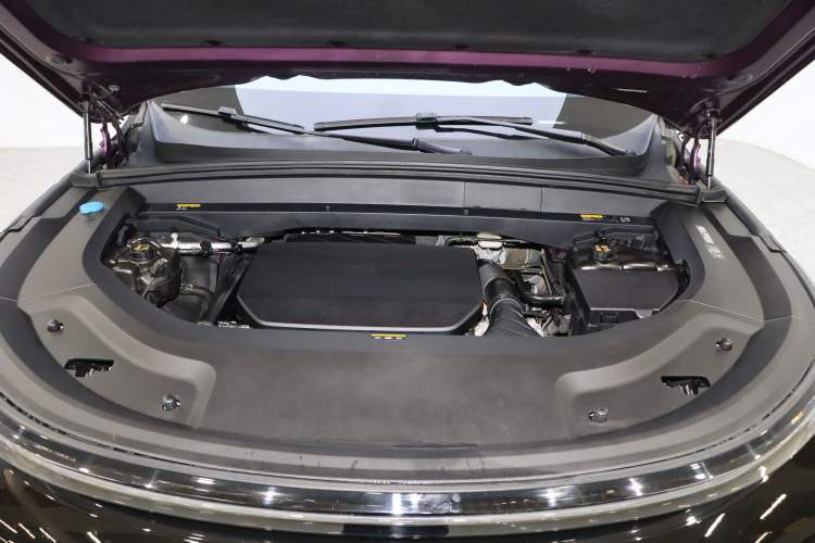 Used Li Auto L9 2022 Max model Engine Bay