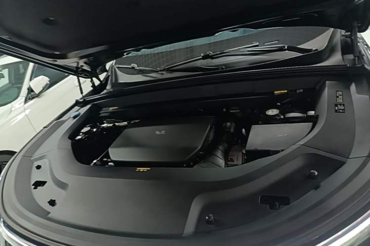 Used Li Auto L9 2022 Max model Engine Bay