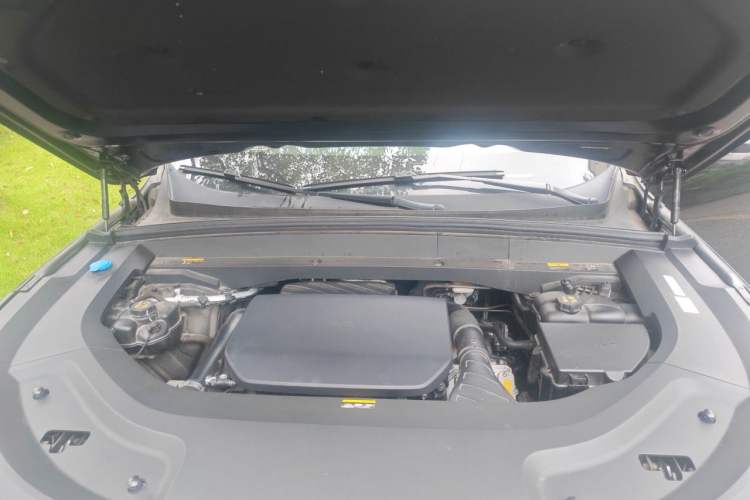 Used Li Auto L9 2022 Max model Engine Bay