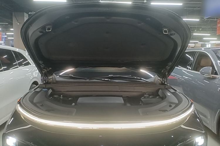 Used Li Auto L9 2022 Max model Engine Bay
