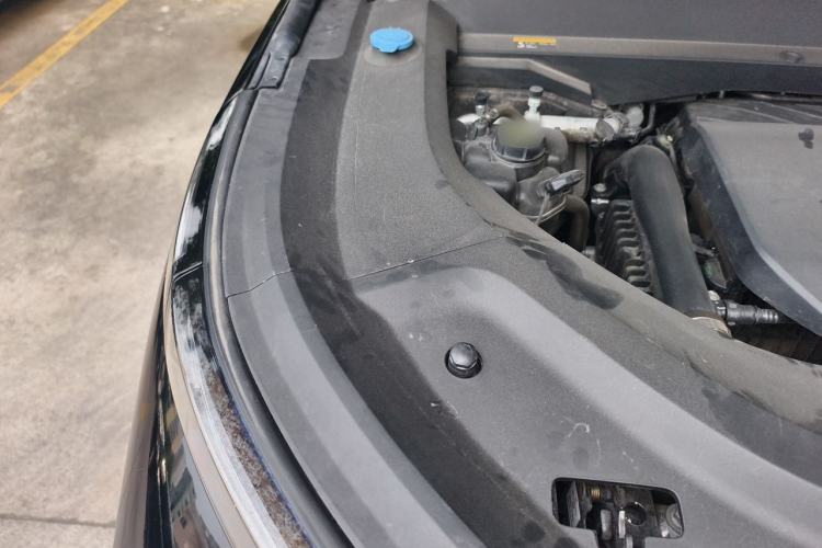 Used Li Auto L9 2022 Max model Engine Bay Right