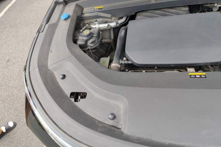 Used Li Auto L9 2022 Max model Engine Bay Right