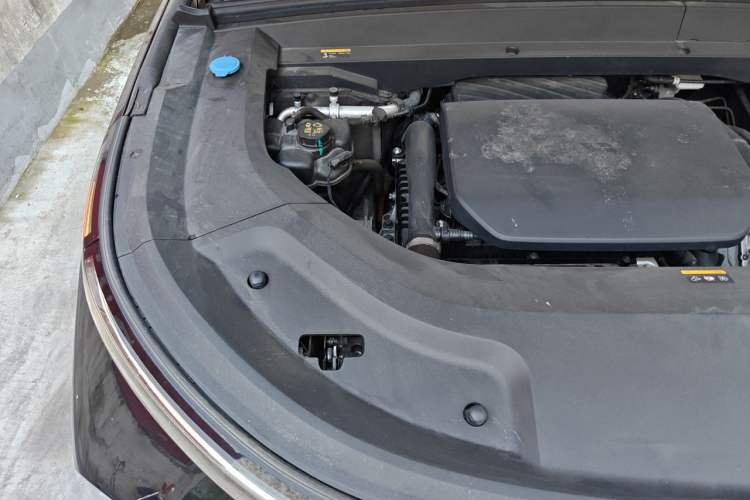 Used Li Auto L9 2022 Max model Engine Bay Right