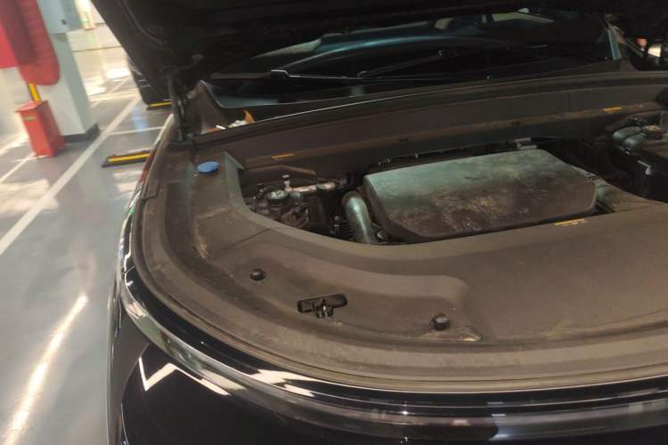 Used Li Auto L9 2022 Max model Engine Bay Right