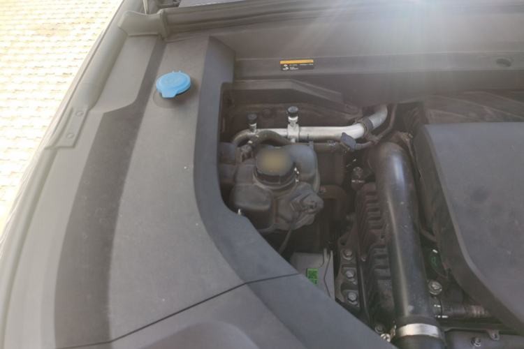 Used Li Auto L9 2022 Max model Engine Bay Right