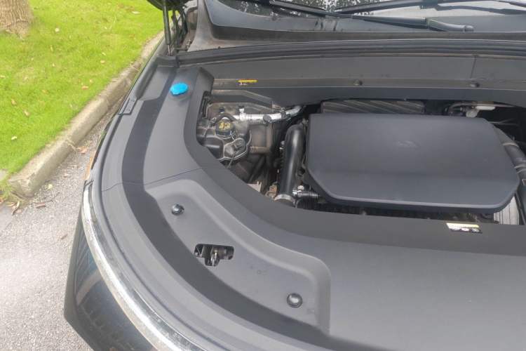 Used Li Auto L9 2022 Max model Engine Bay Right