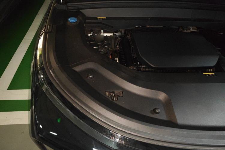 Used Li Auto L9 2022 Max model Engine Bay Right