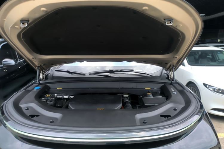 Used Li Auto L9 2022 Max model Engine Bay
