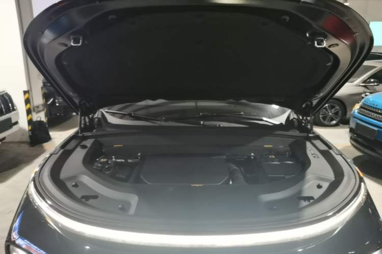 Used Li Auto L9 2022 Max model Engine Bay