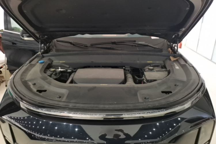 Used Li Auto L9 2022 Max model Engine Bay