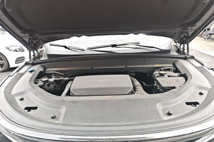 Used Li Auto L9 2022 Max model Engine Bay