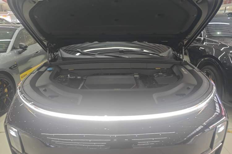 Used Li Auto L9 2022 Max model Engine Bay