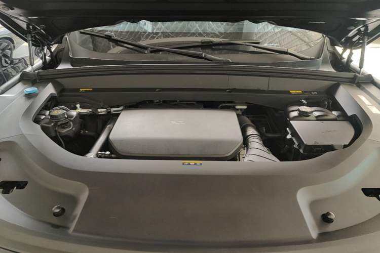 Used Li Auto L9 2022 Max model Engine Bay