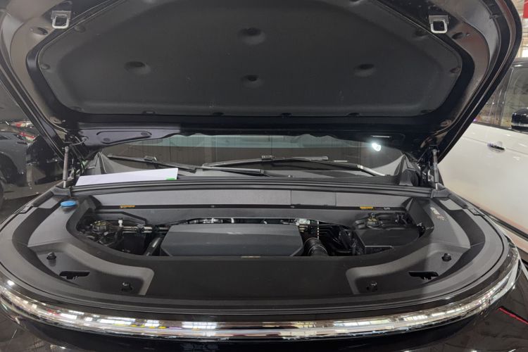 Used Li Auto L9 2022 Max model Engine Bay