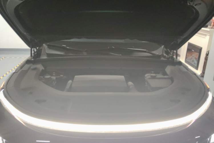 Used Li Auto L9 2022 Max model Engine Bay