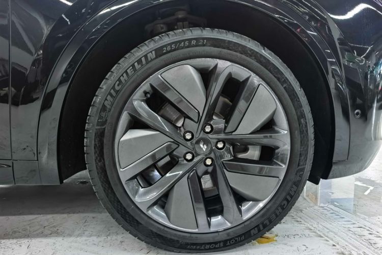 Used Li Auto L9 2022 Max model Exterior 1