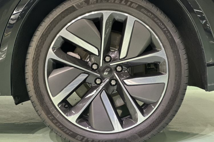 Used Li Auto L9 2022 Max model Exterior 1