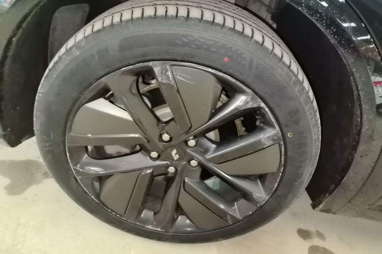 Used Li Auto L9 2022 Max model Exterior 2