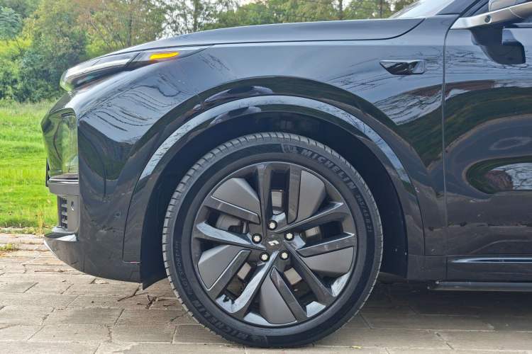 Used Li Auto L9 2022 Max model Exterior 3