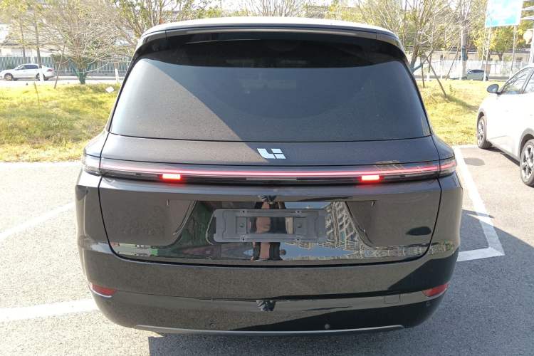 Used Li Auto L9 2022 Max model Exterior 4
