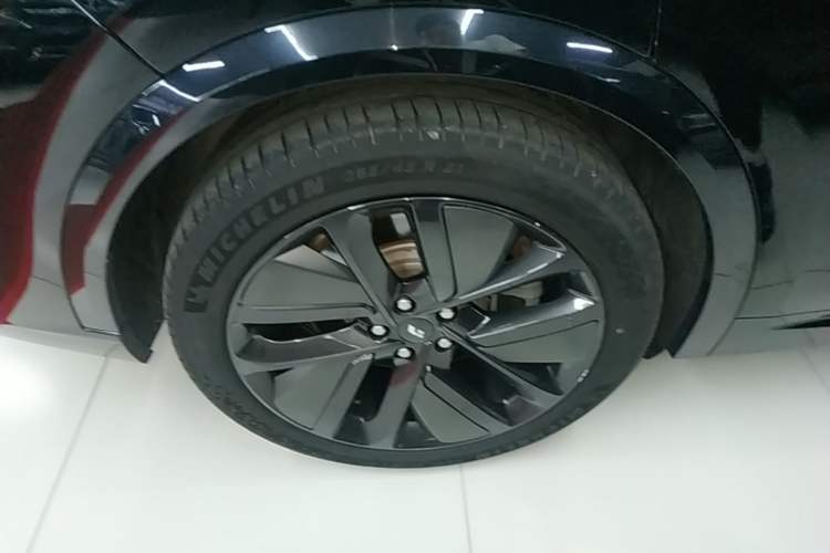 Used Li Auto L9 2022 Max model Exterior 5