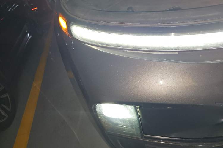 Used Li Auto L9 2022 Max model Exterior 6