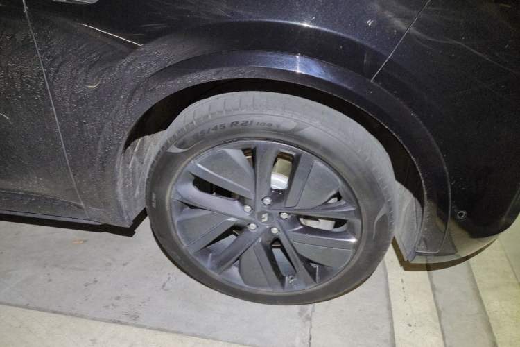 Used Li Auto L9 2022 Max model Exterior 7