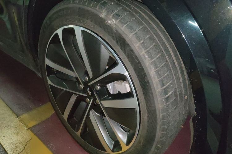 Used Li Auto L9 2022 Max model Exterior 7