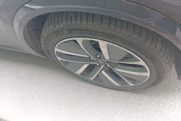 Used Li Auto L9 2022 Max model Exterior 7