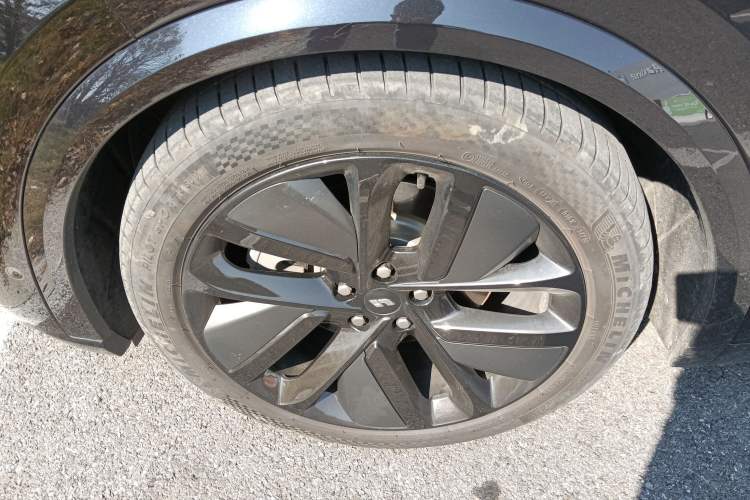 Used Li Auto L9 2022 Max model Exterior 7