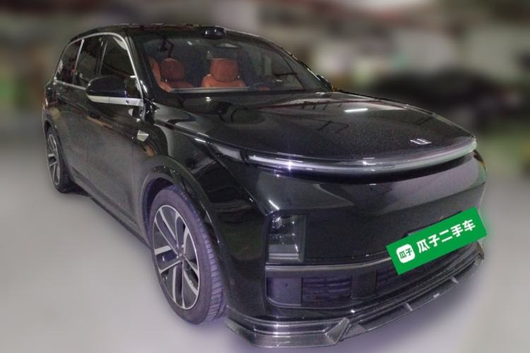 Used Li Auto L9 2022 Max model Front Right 45 Deg