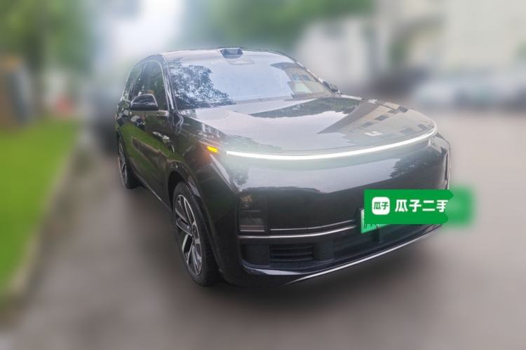 Used Li Auto L9 2022 Max model Front Right 45 Deg
