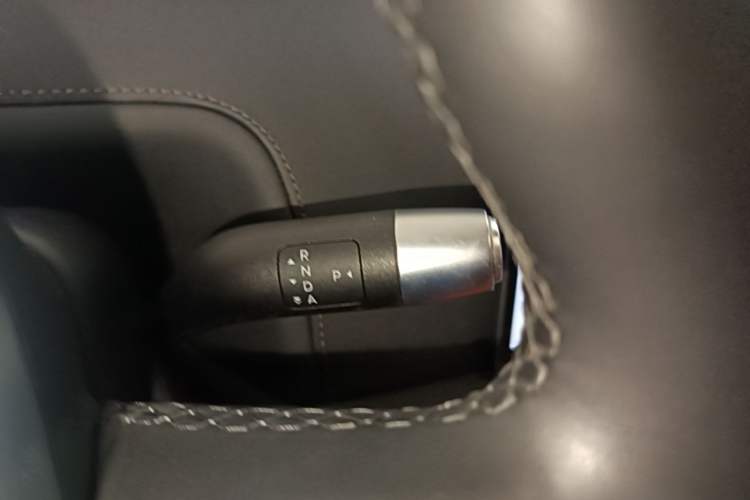 Used Li Auto L9 2022 Max model Gear Lever